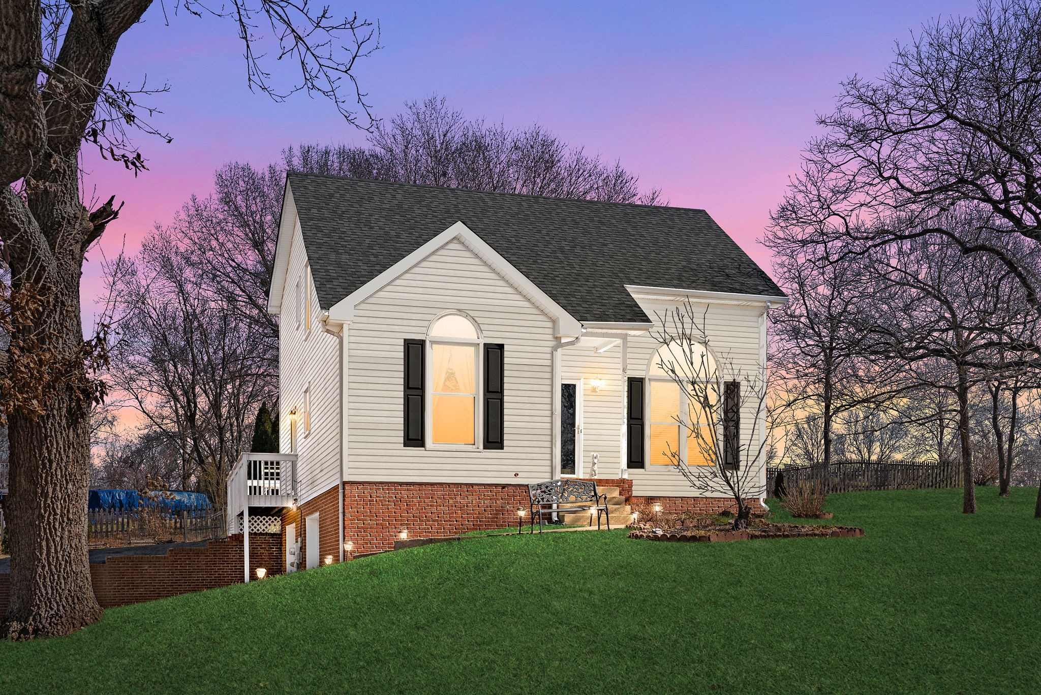 1735 Creekview Ct