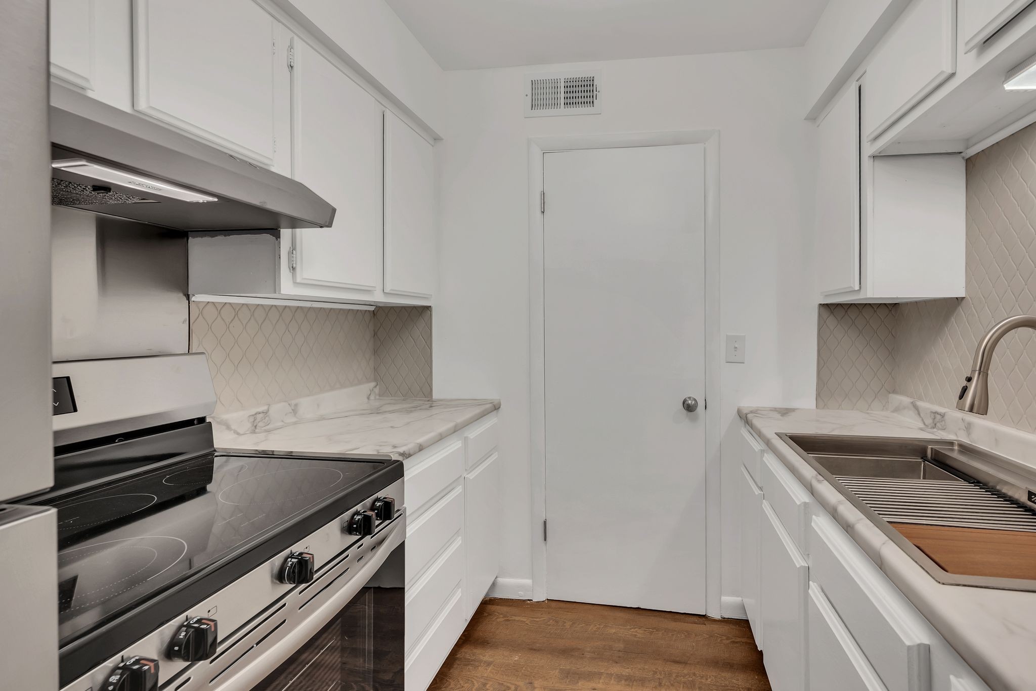 420 Walton Ln Unit: N70