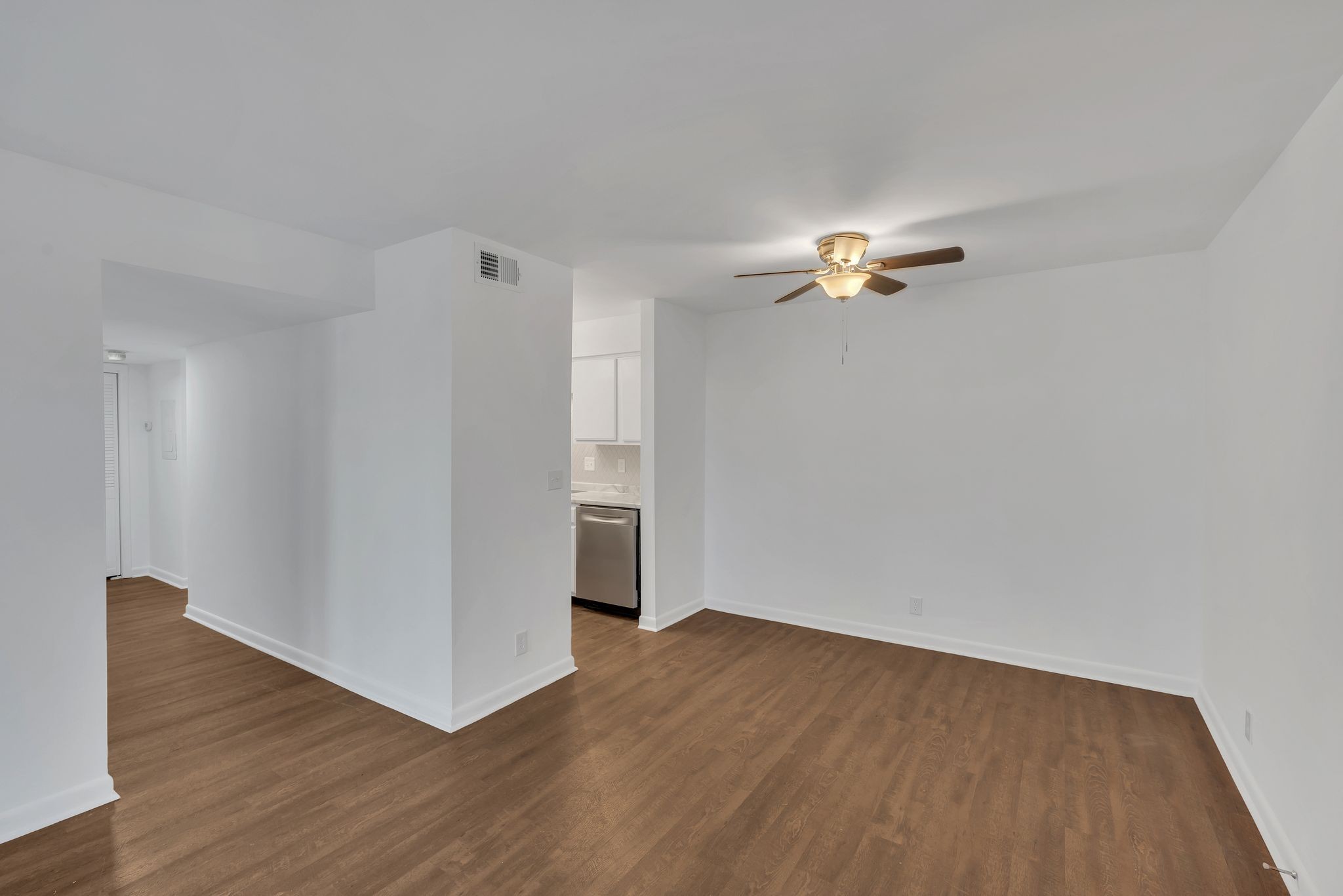 420 Walton Ln Unit: N70