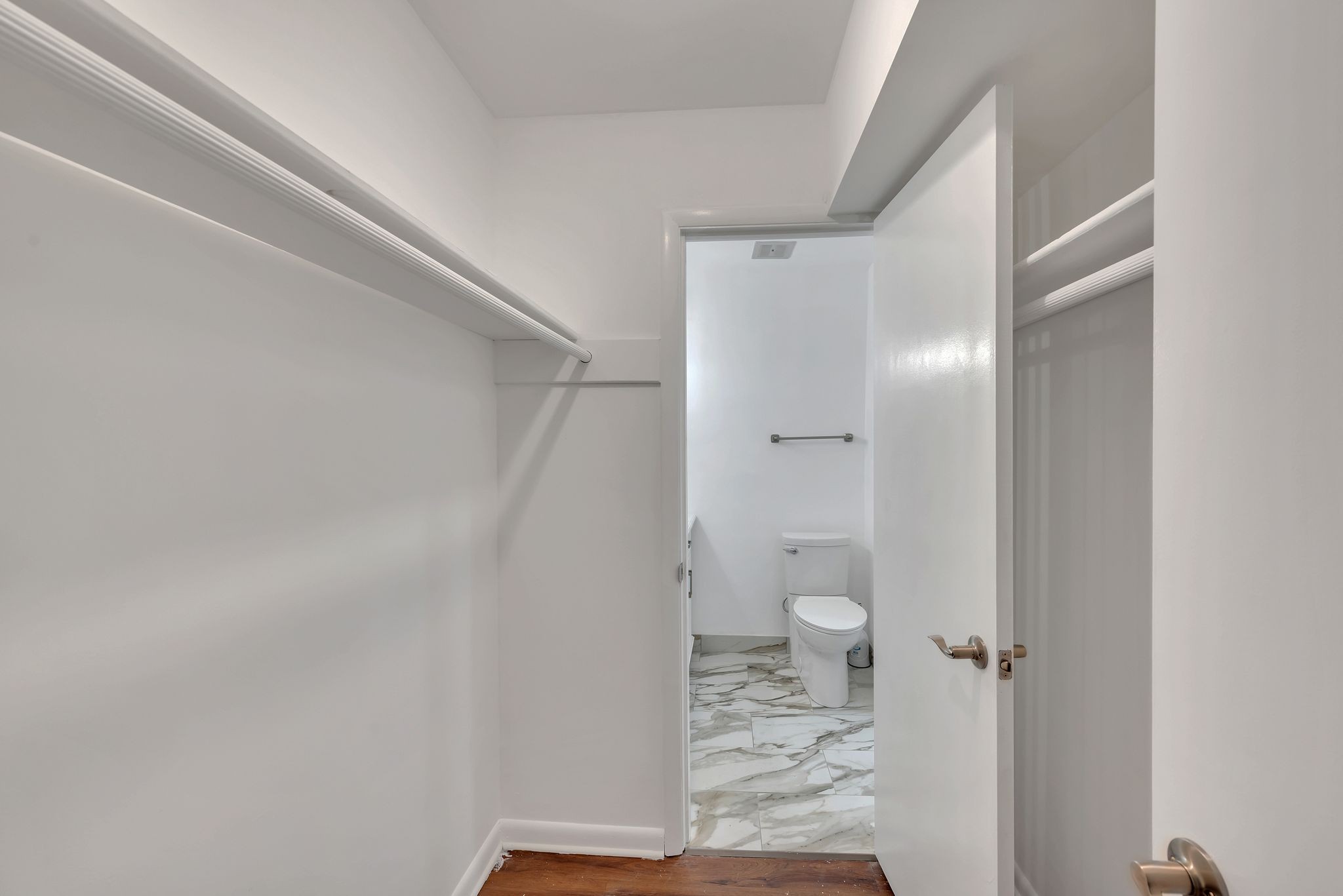 420 Walton Ln Unit: N70