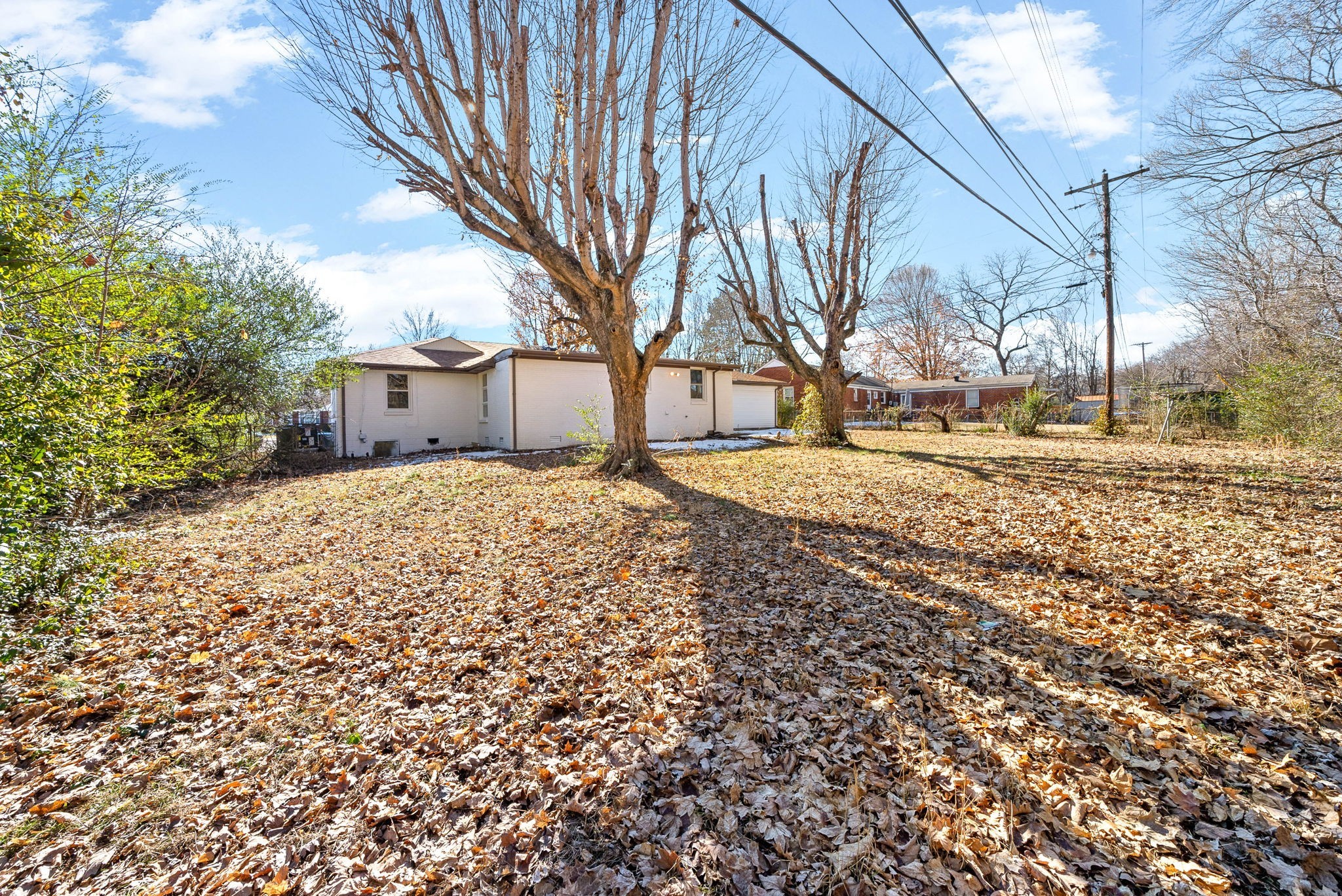 36 Lealand Dr