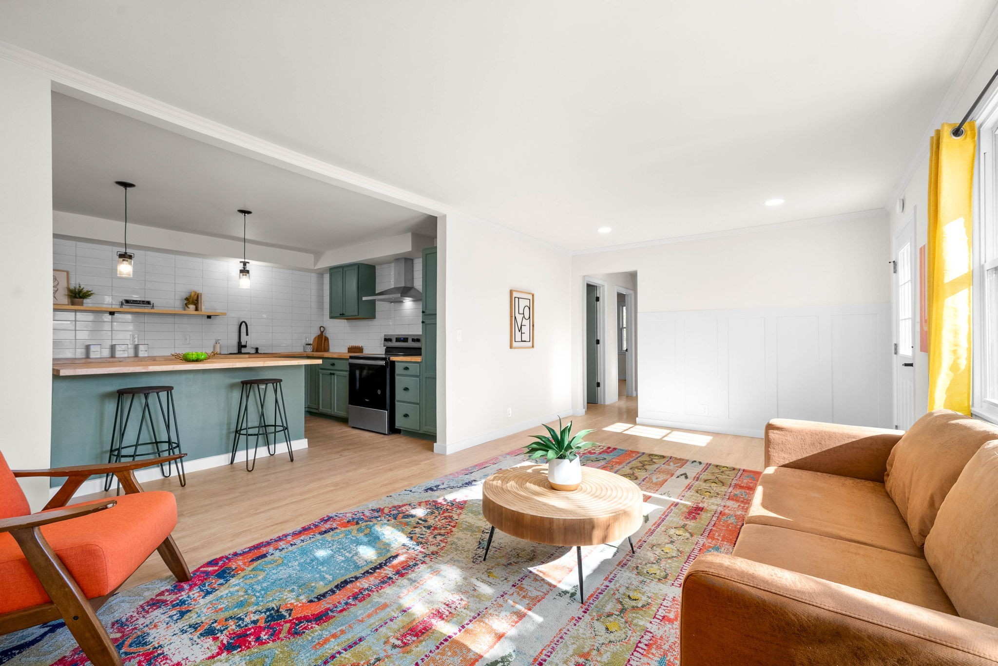 36 Lealand Dr