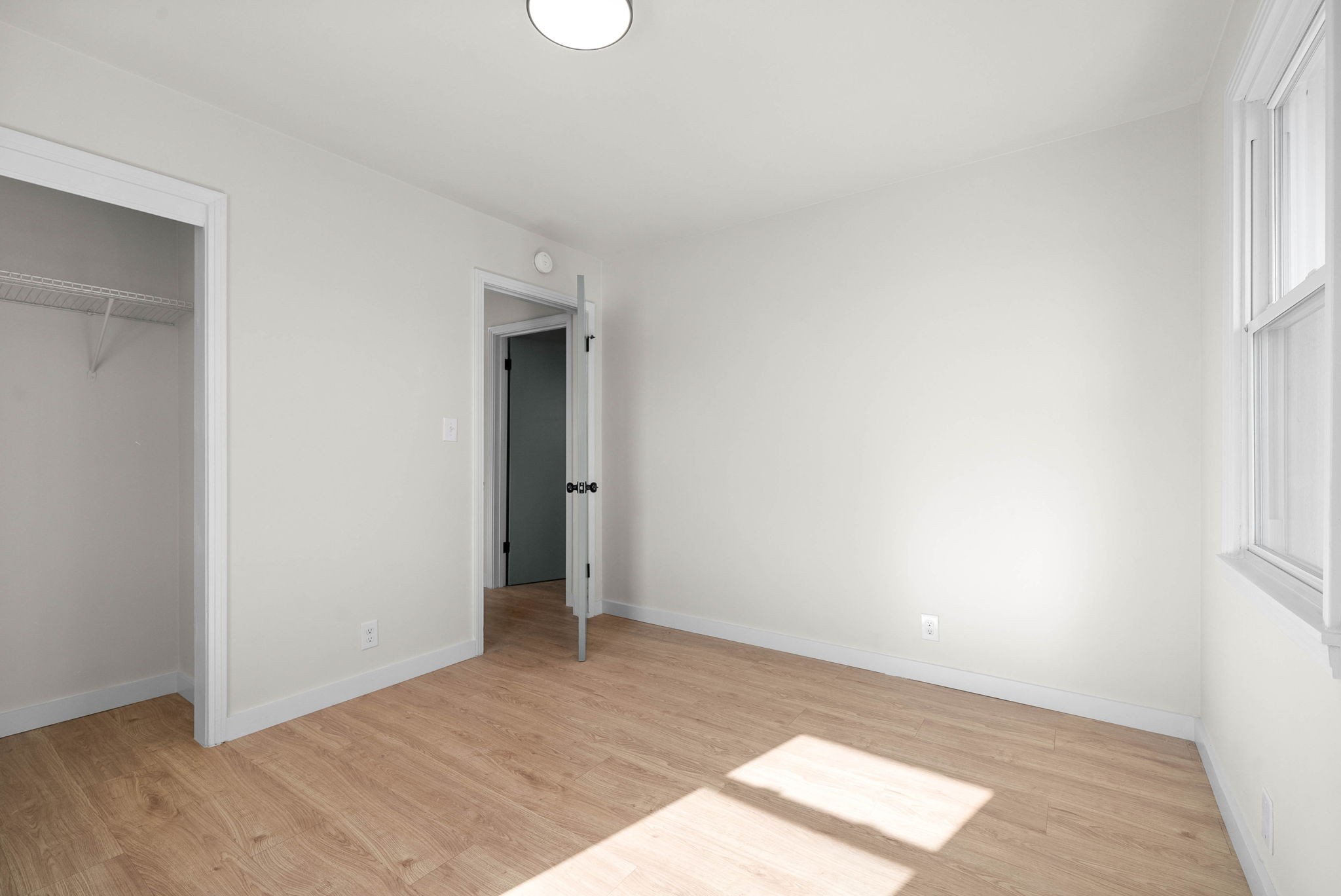 36 Lealand Dr