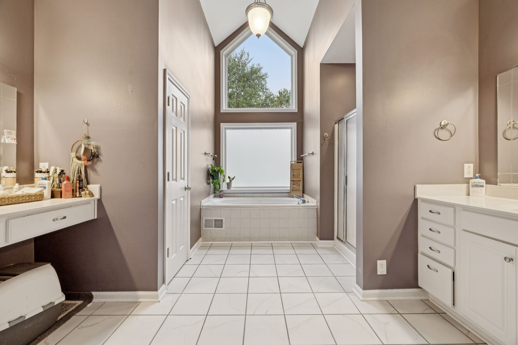 4369 Monticello Trce