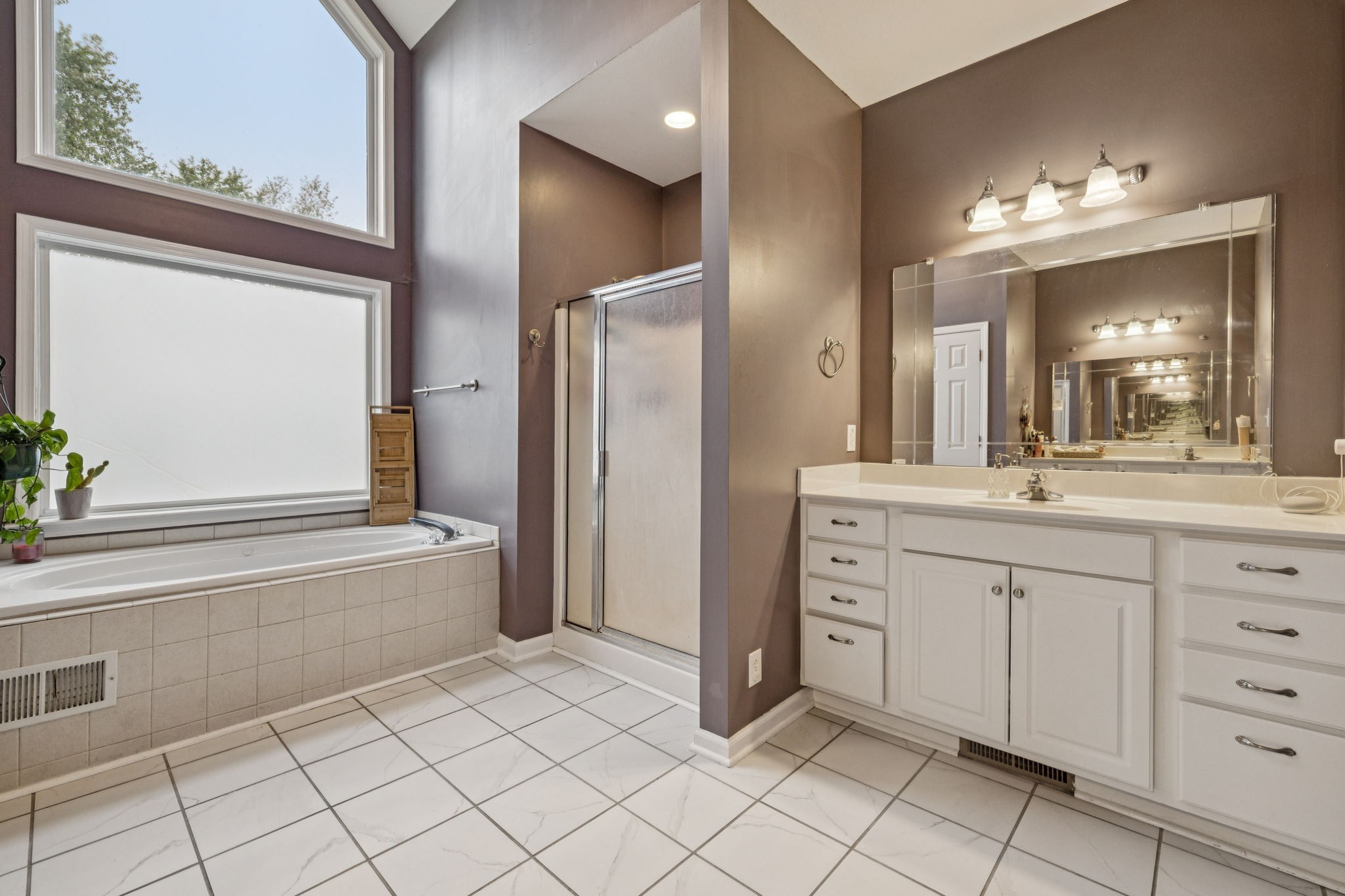 4369 Monticello Trce