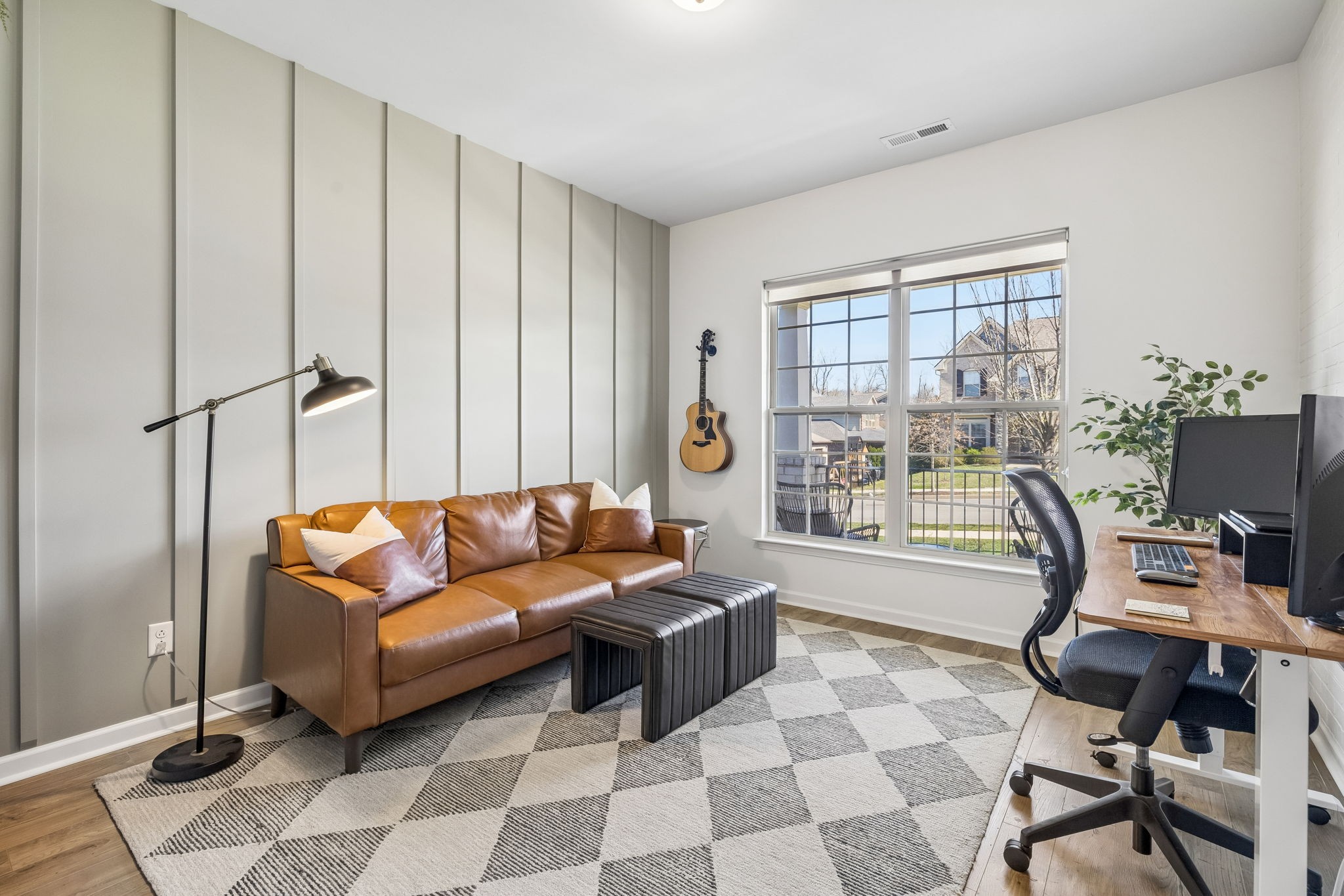 120 Macy Dr