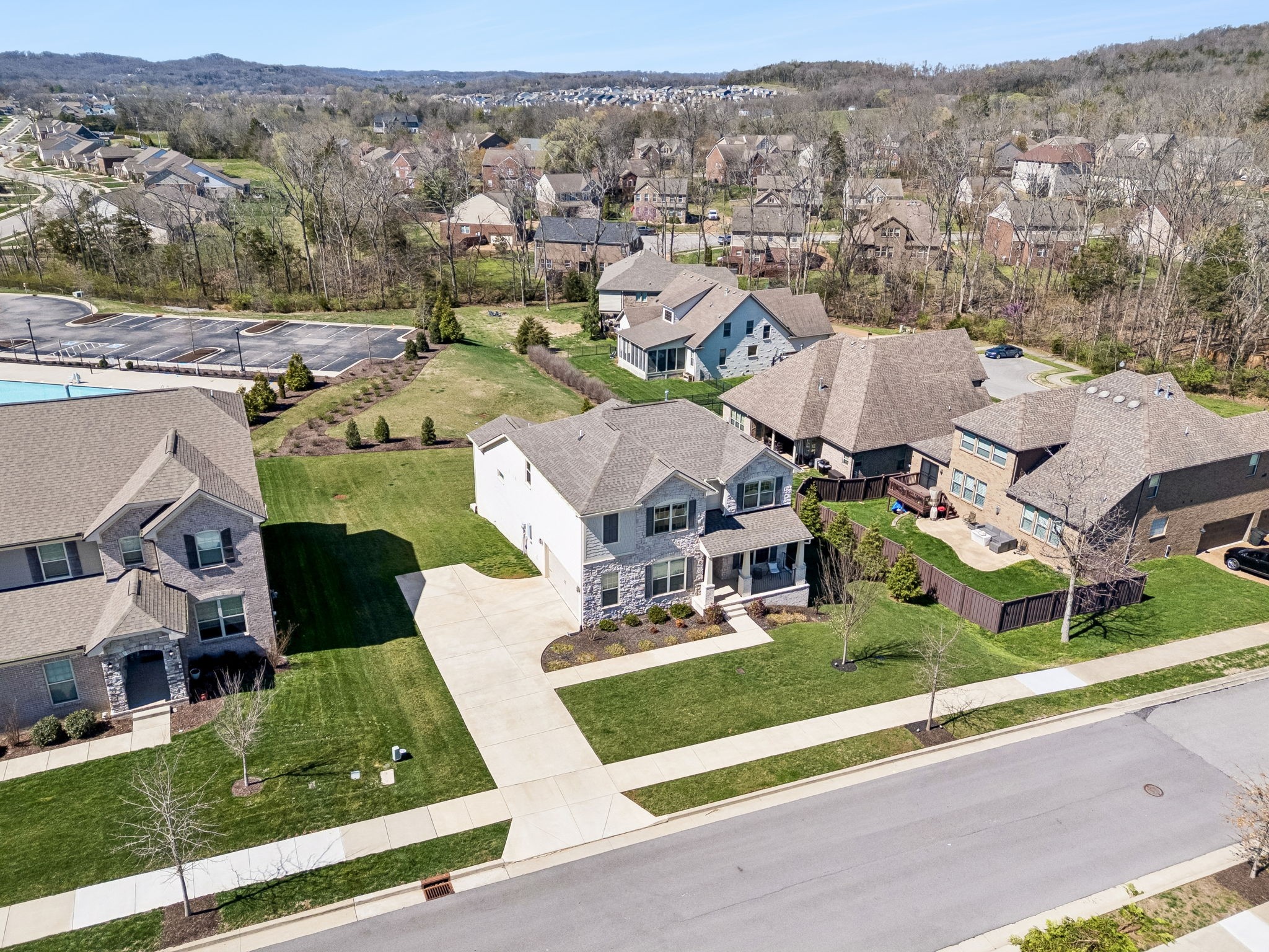 120 Macy Dr