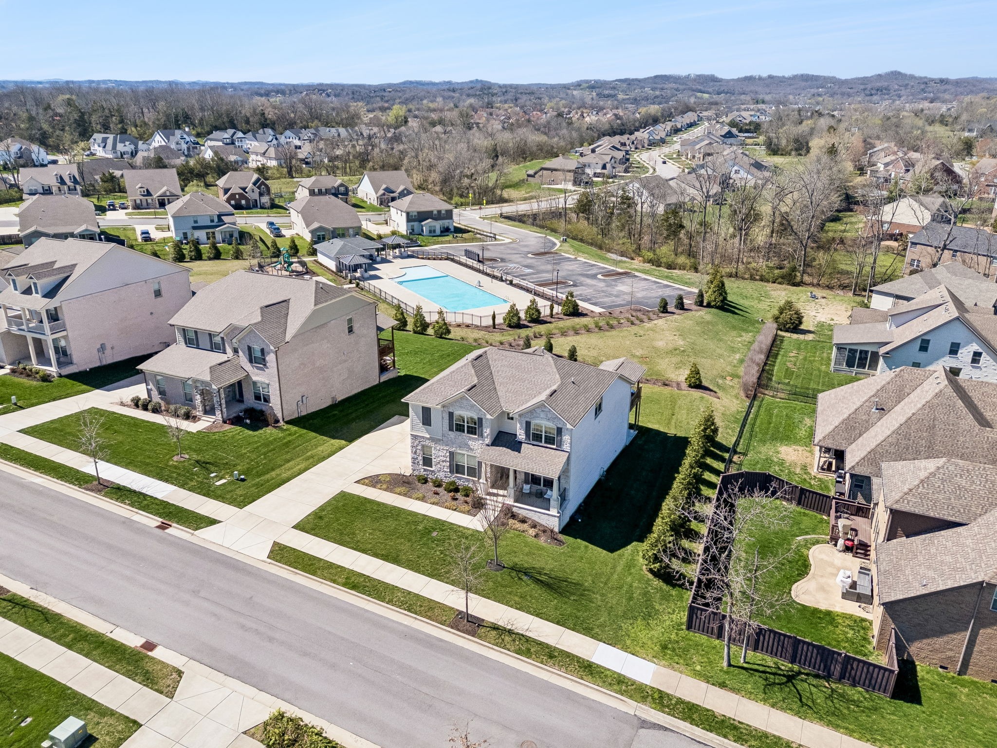 120 Macy Dr