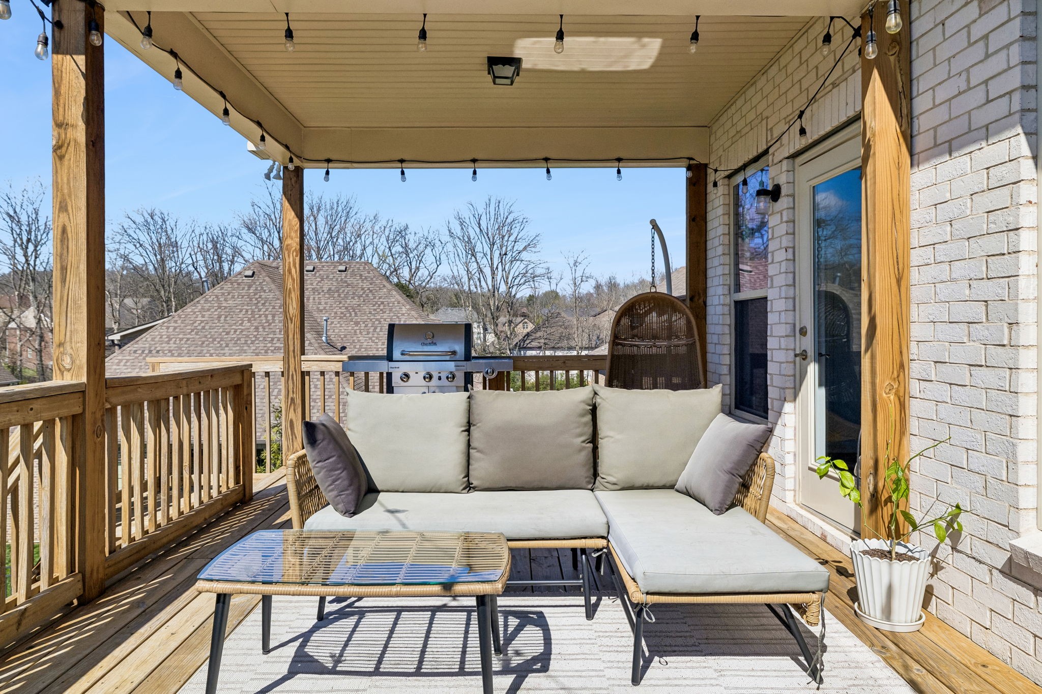 120 Macy Dr