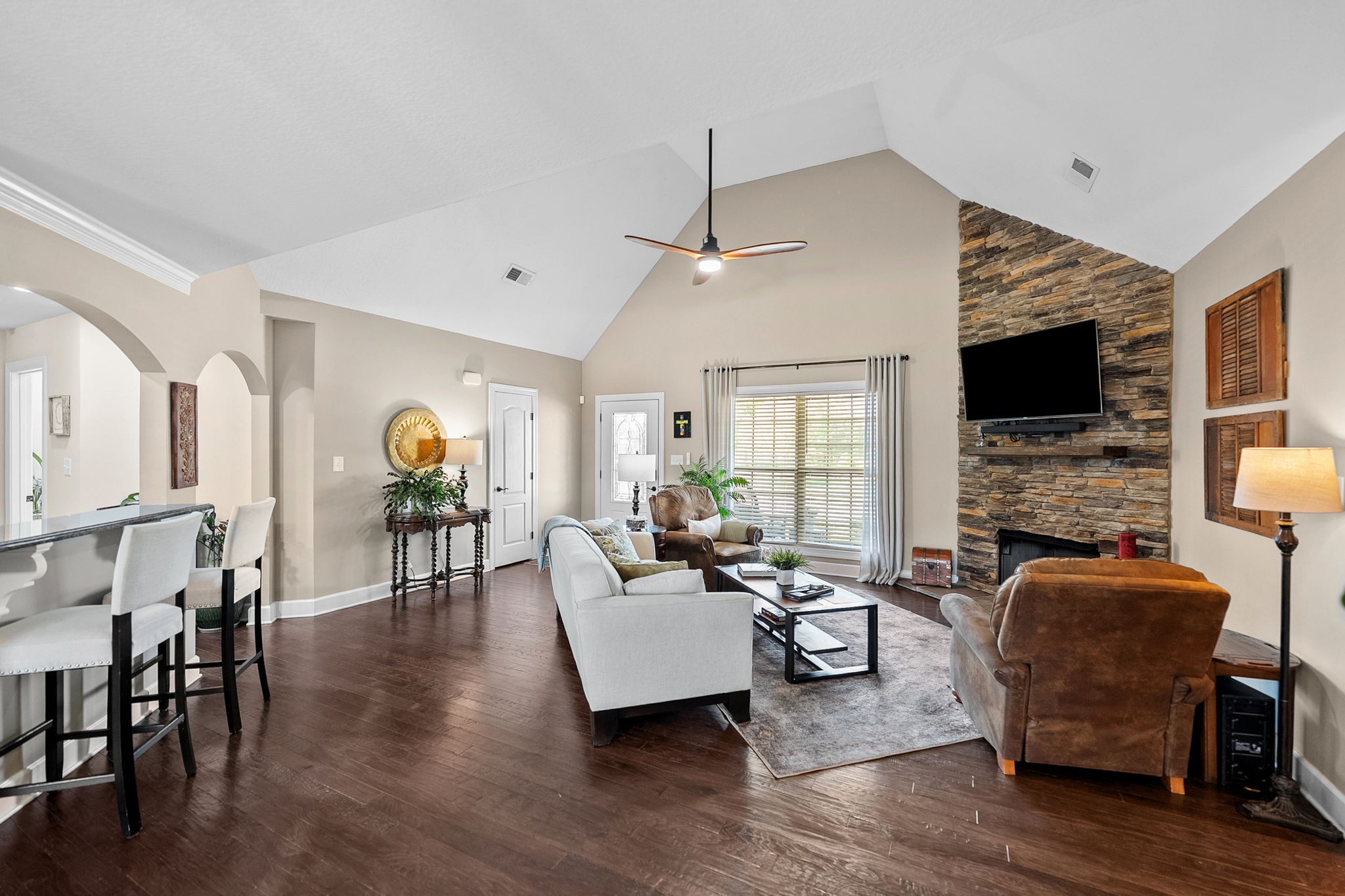 1149 Old Duke Dr
