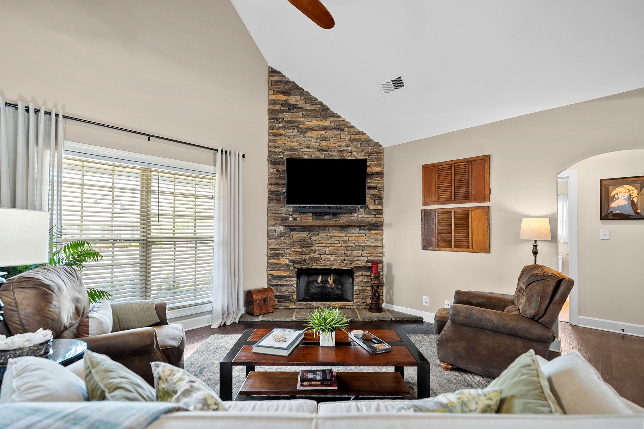 1149 Old Duke Dr