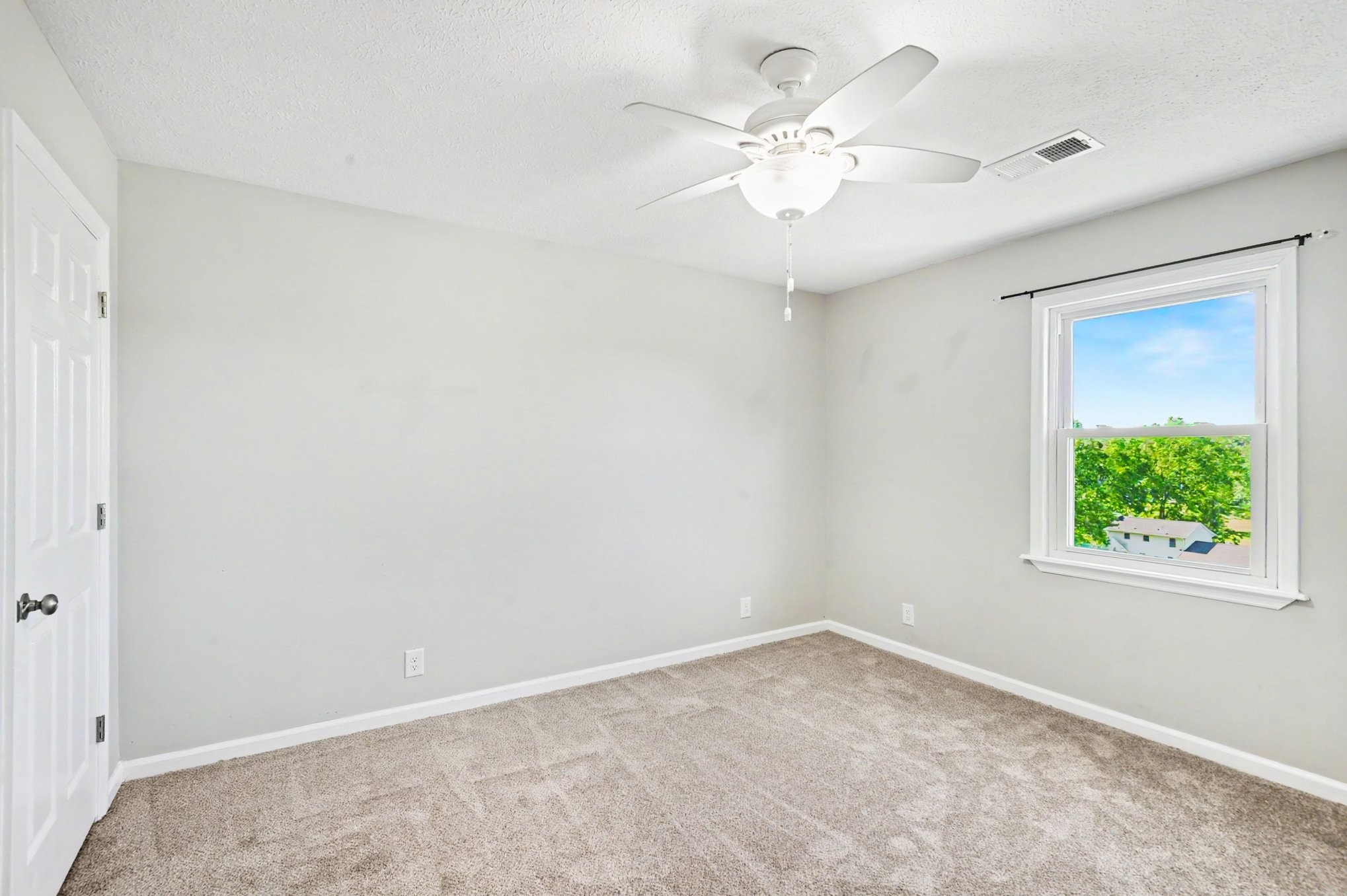 1419 Latimer Ln