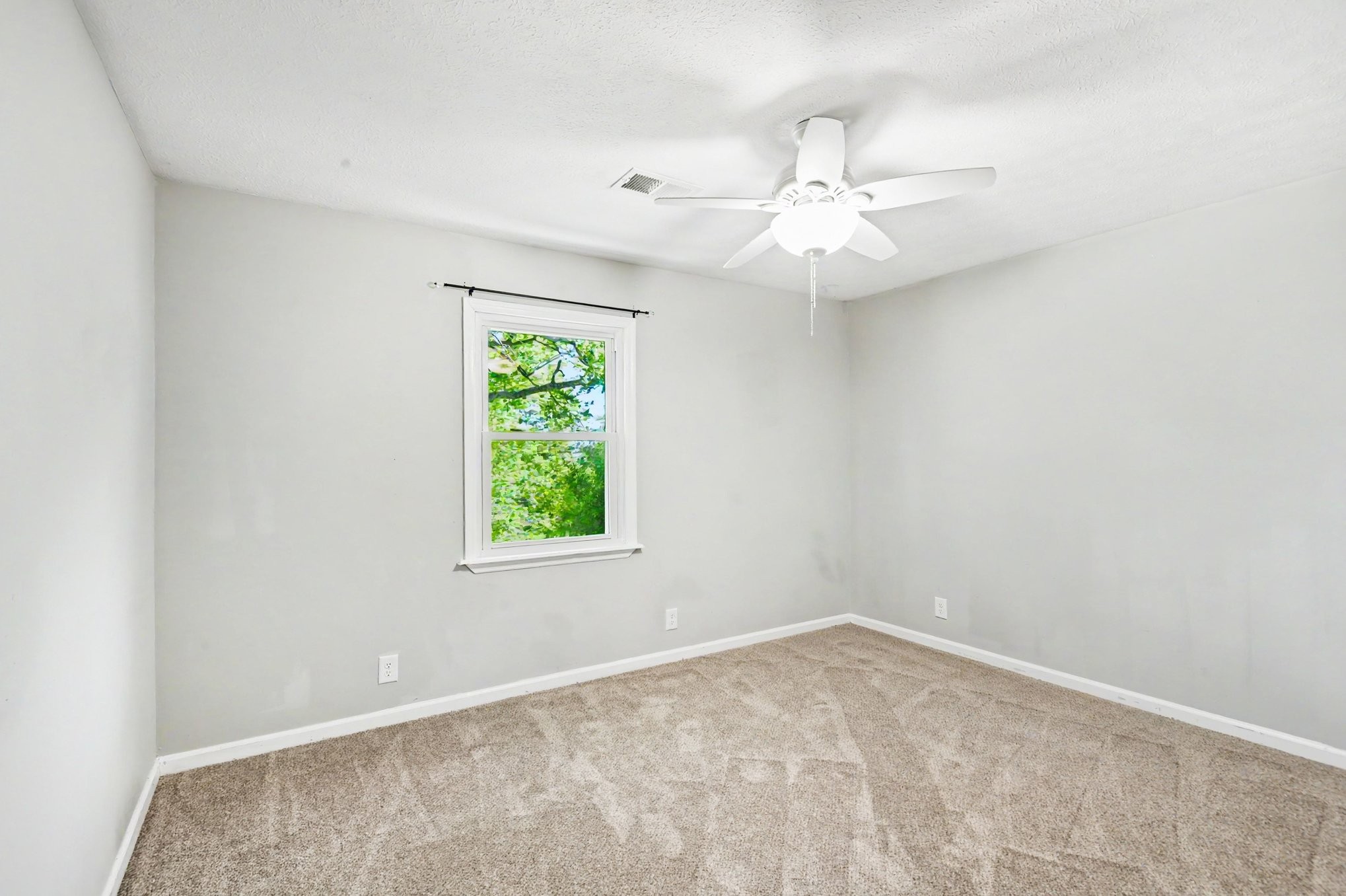1419 Latimer Ln