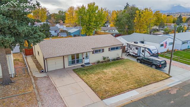315 Maplewood Drive