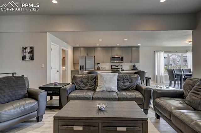 6405 Wolf Gulch Drive