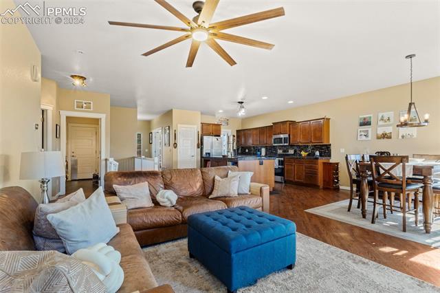 7014 Antonito Court