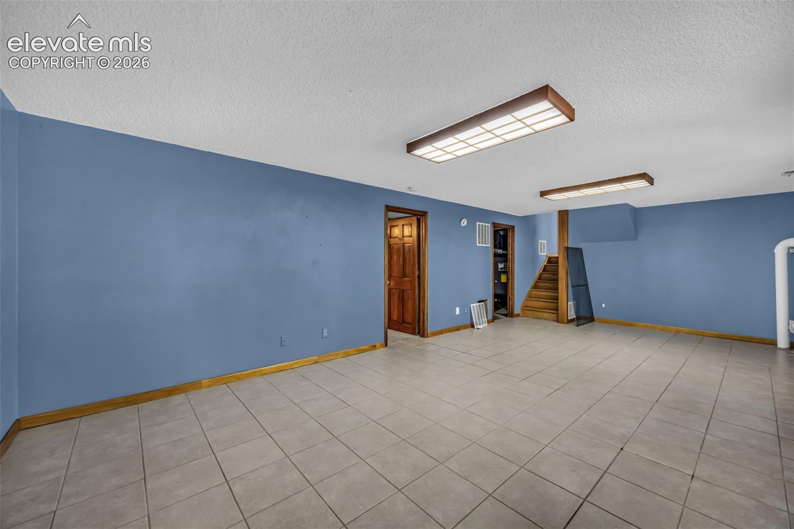1928 Brookdale Drive