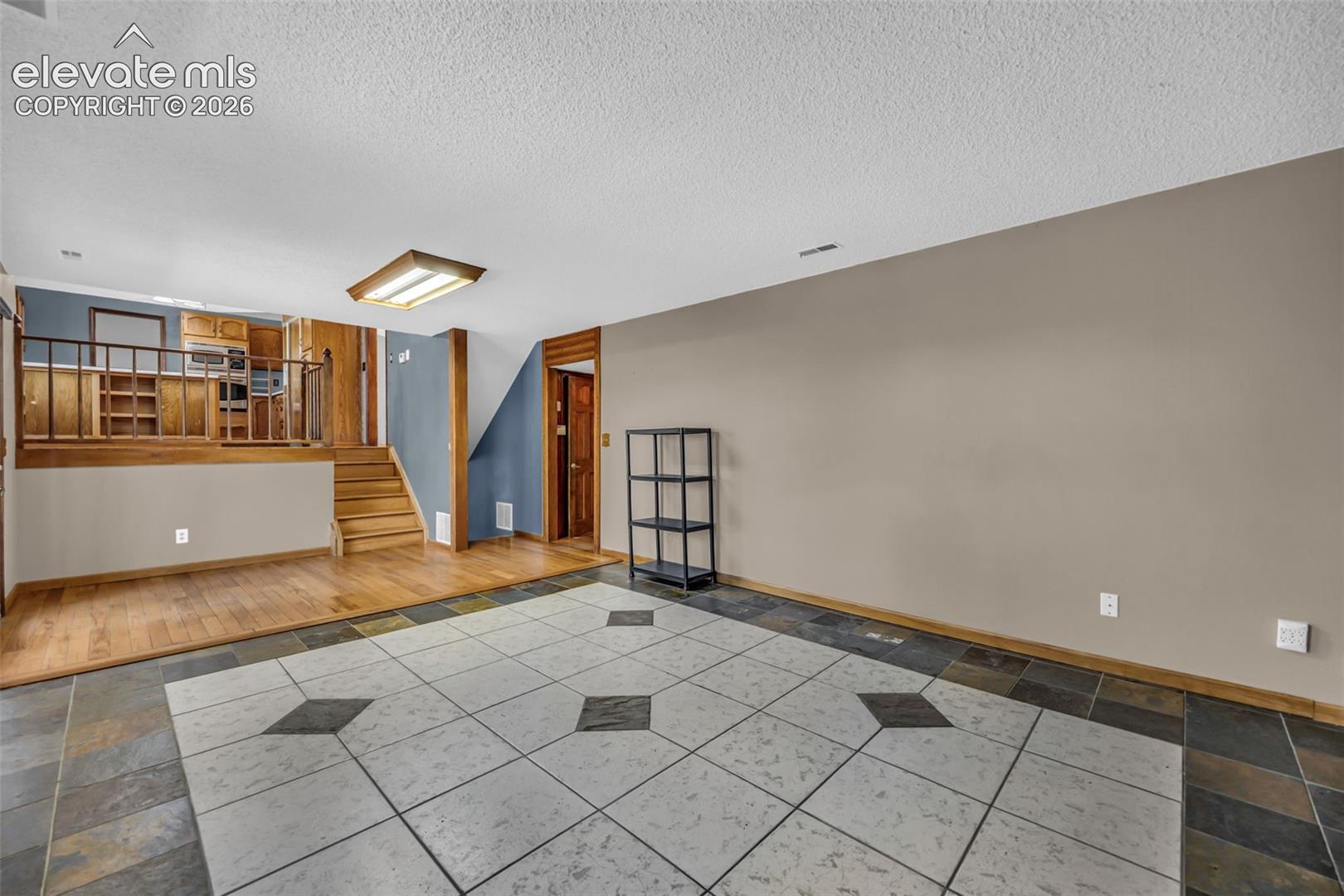 1928 Brookdale Drive