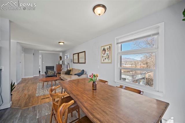 102 W Brookside Street