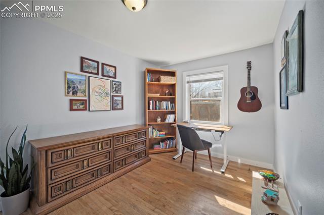 102 W Brookside Street