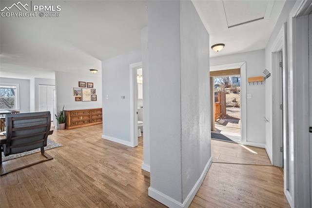 102 W Brookside Street