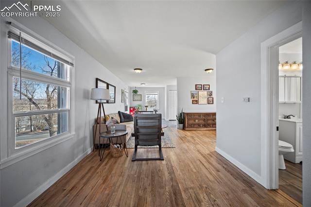 102 W Brookside Street