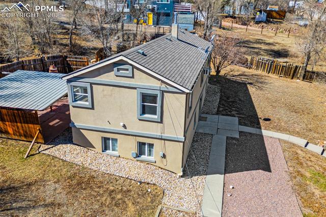 102 W Brookside Street