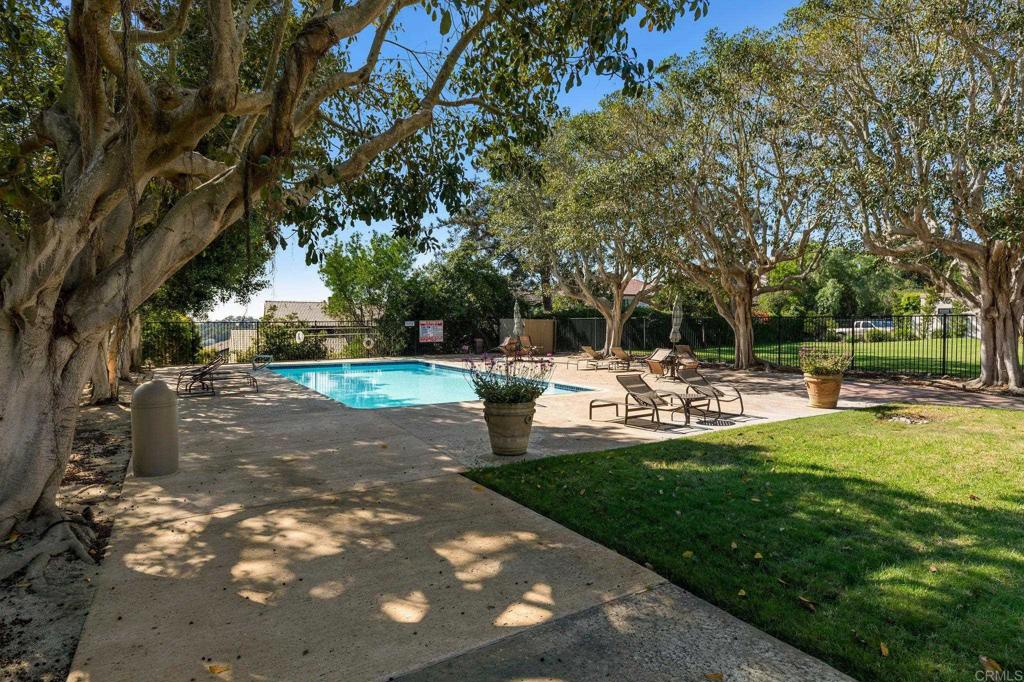 7110 Caminito Donoso