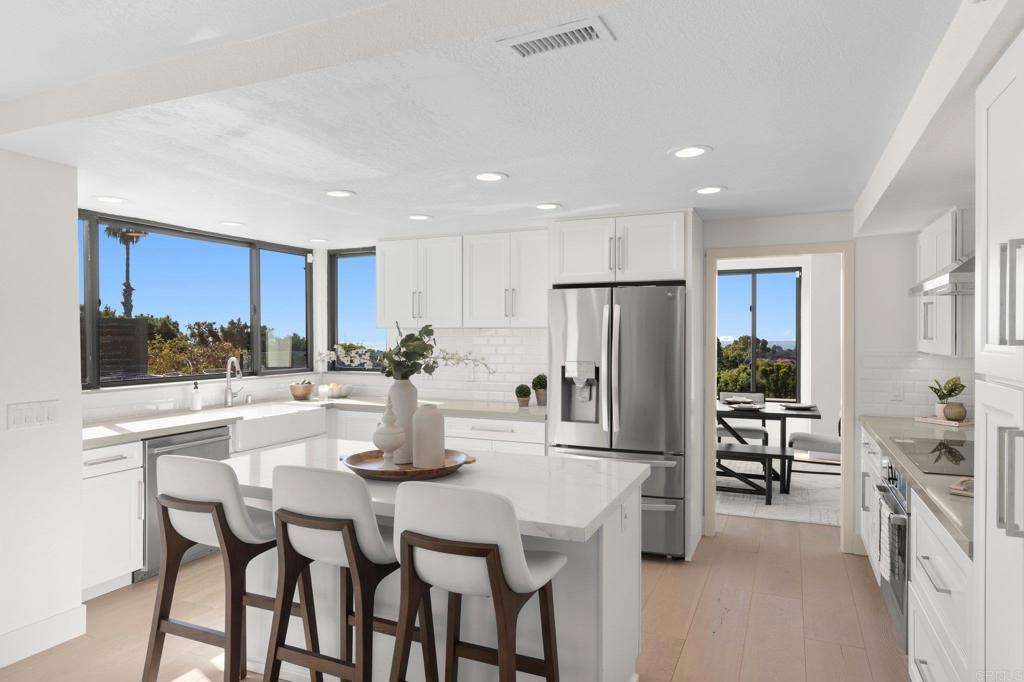 7110 Caminito Donoso