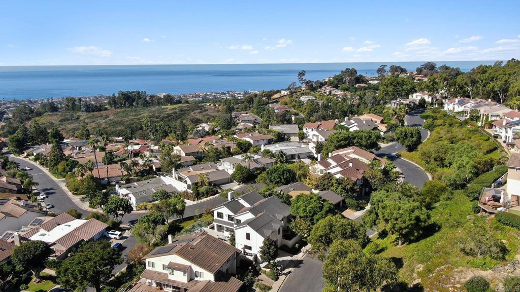 7110 Caminito Donoso