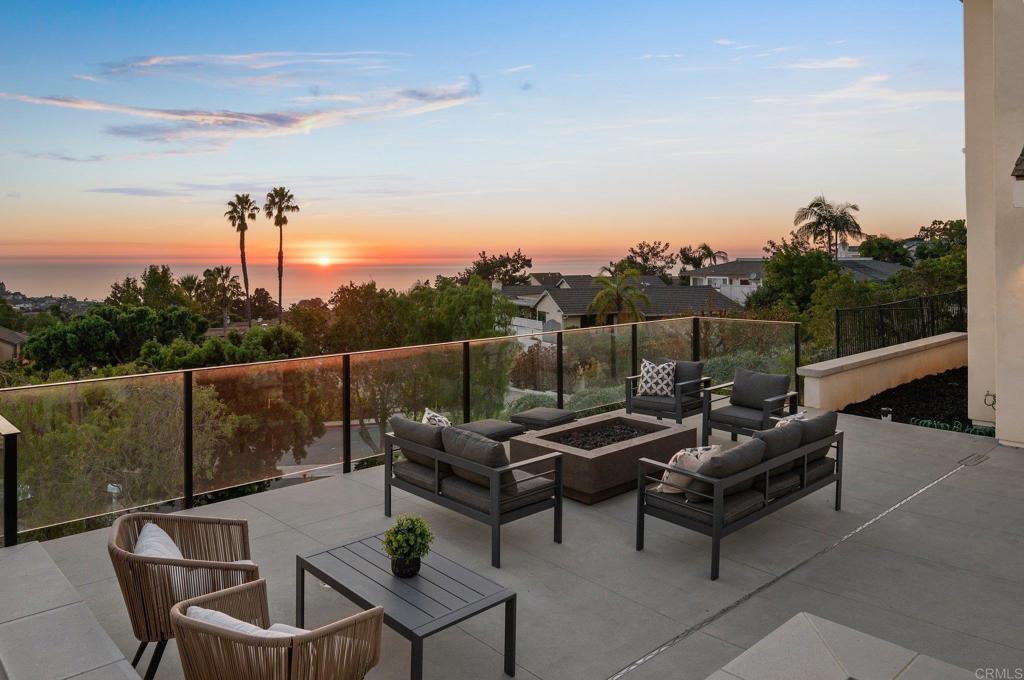 7110 Caminito Donoso