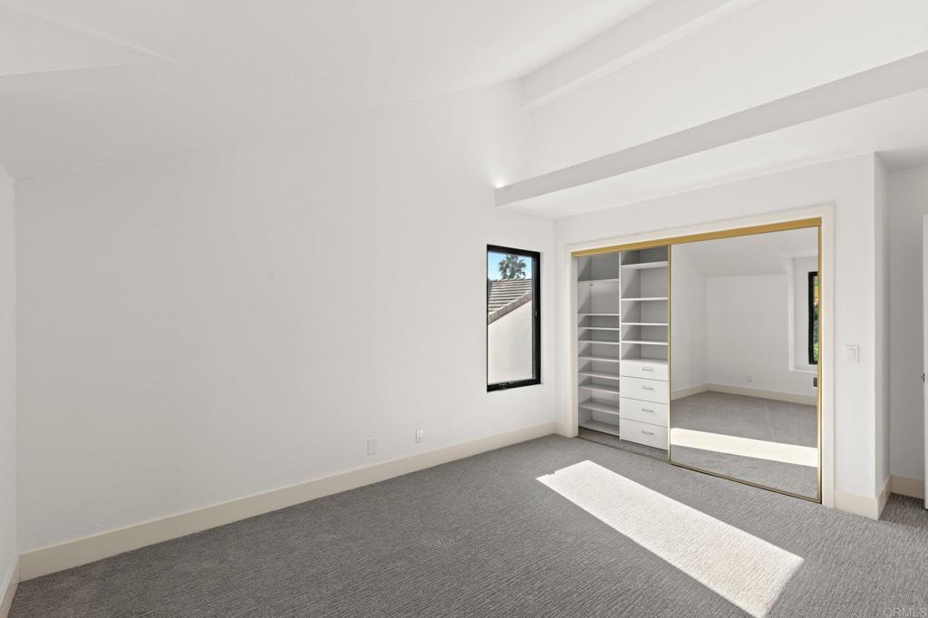 7110 Caminito Donoso