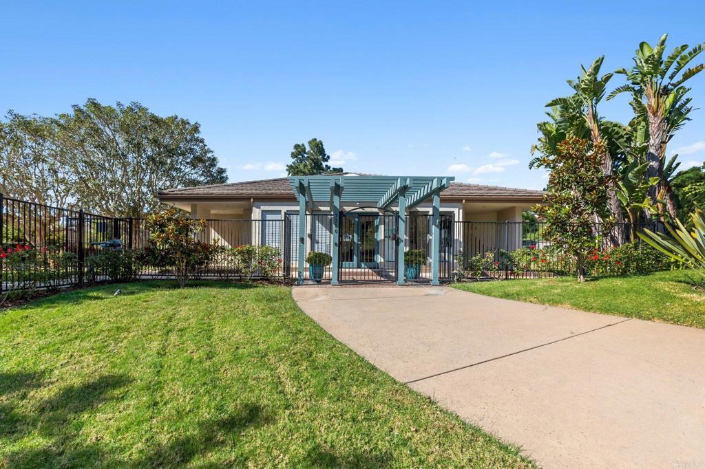 7110 Caminito Donoso