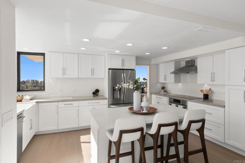 7110 Caminito Donoso