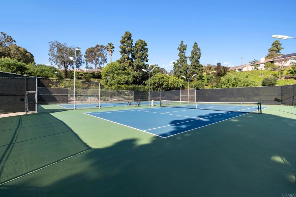 7110 Caminito Donoso