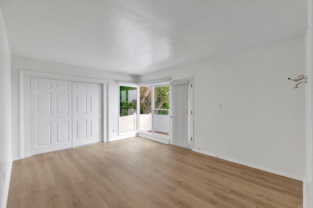 6490 La Jolla Scenic Drive S