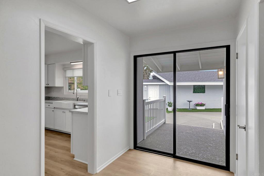 6490 La Jolla Scenic Drive S