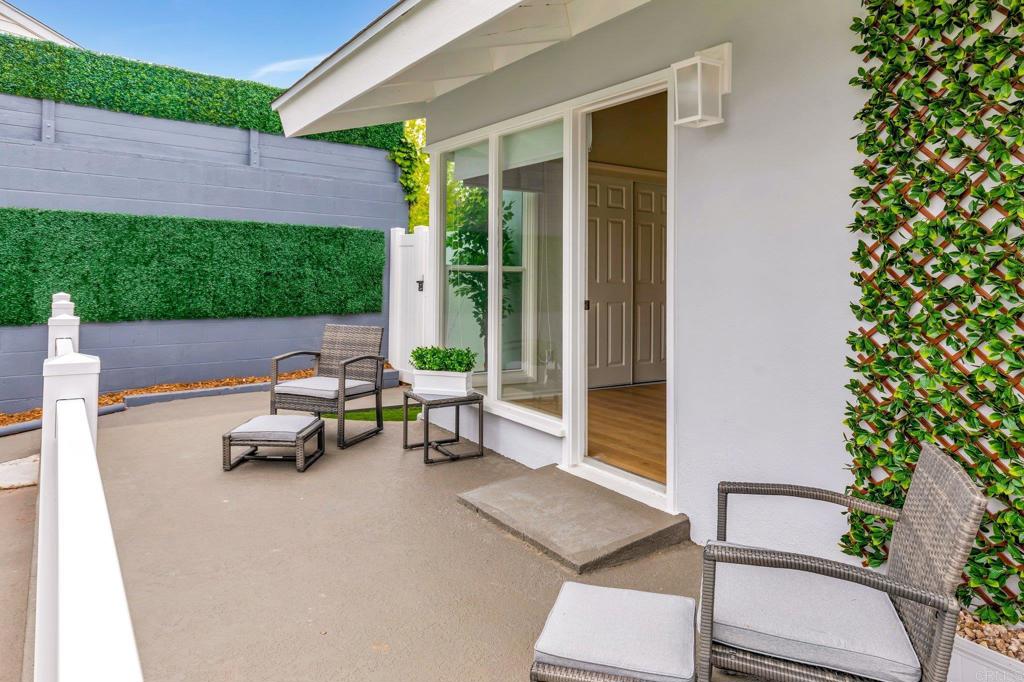 6490 La Jolla Scenic Drive S