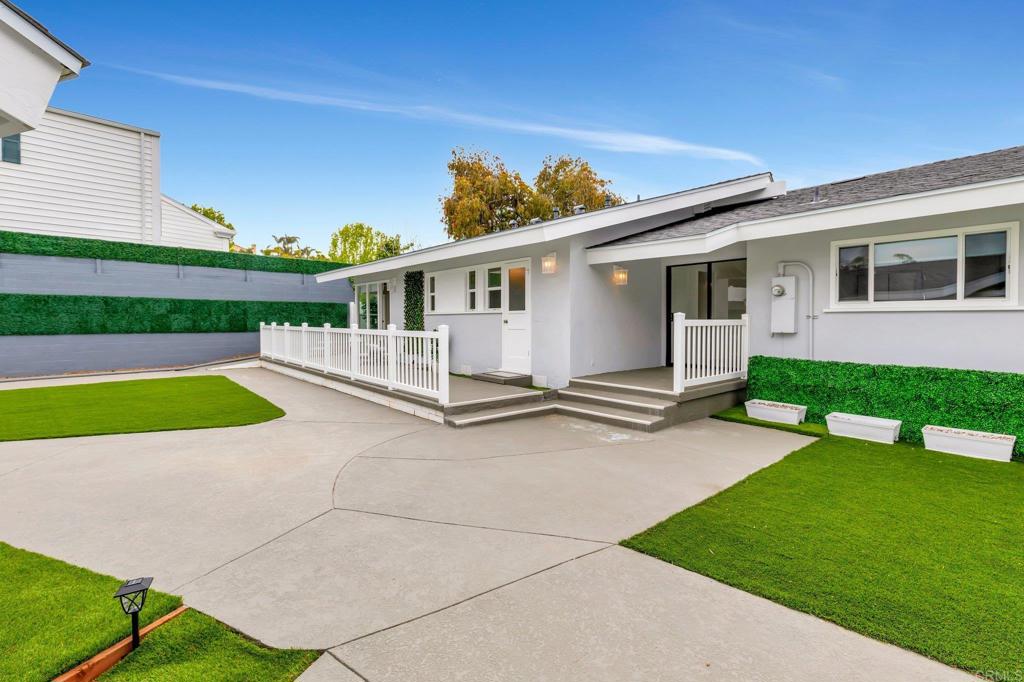 6490 La Jolla Scenic Drive S