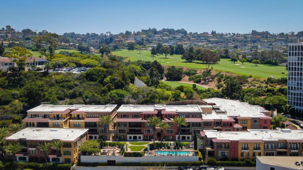 1000 Genter Street 204