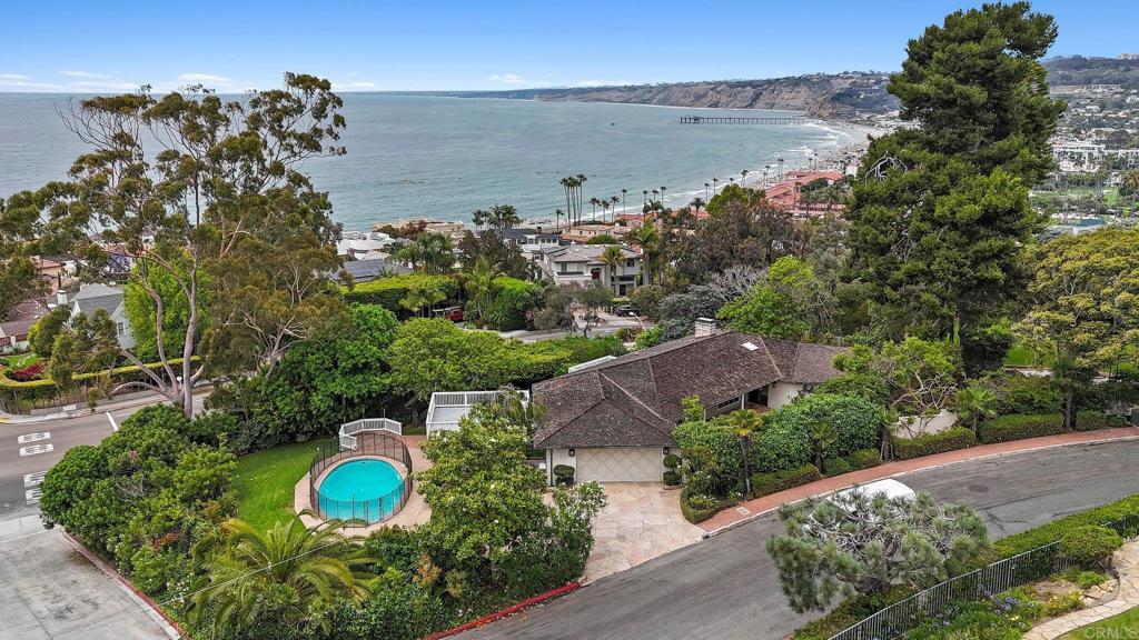 7851 Hillside Drive
