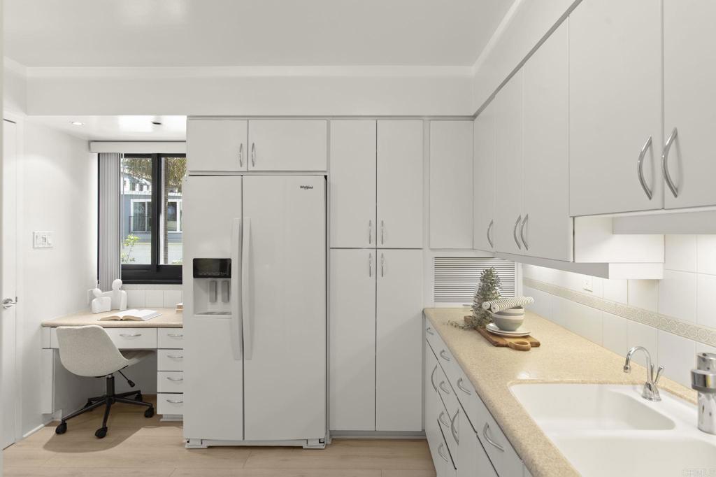 939 Coast Boulevard 5H