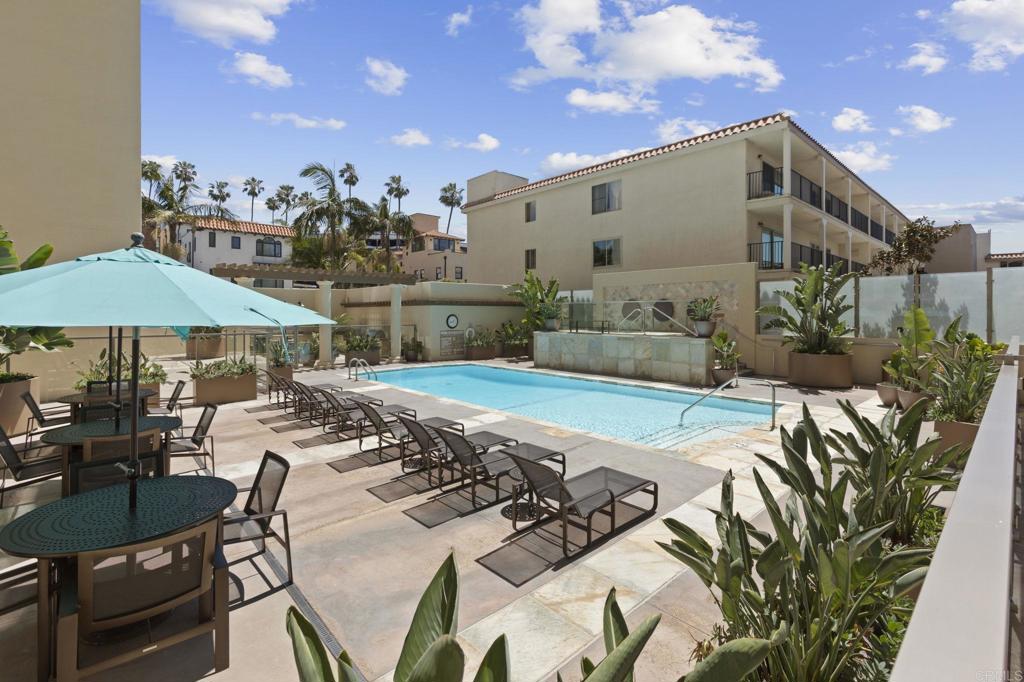 939 Coast Boulevard 5H
