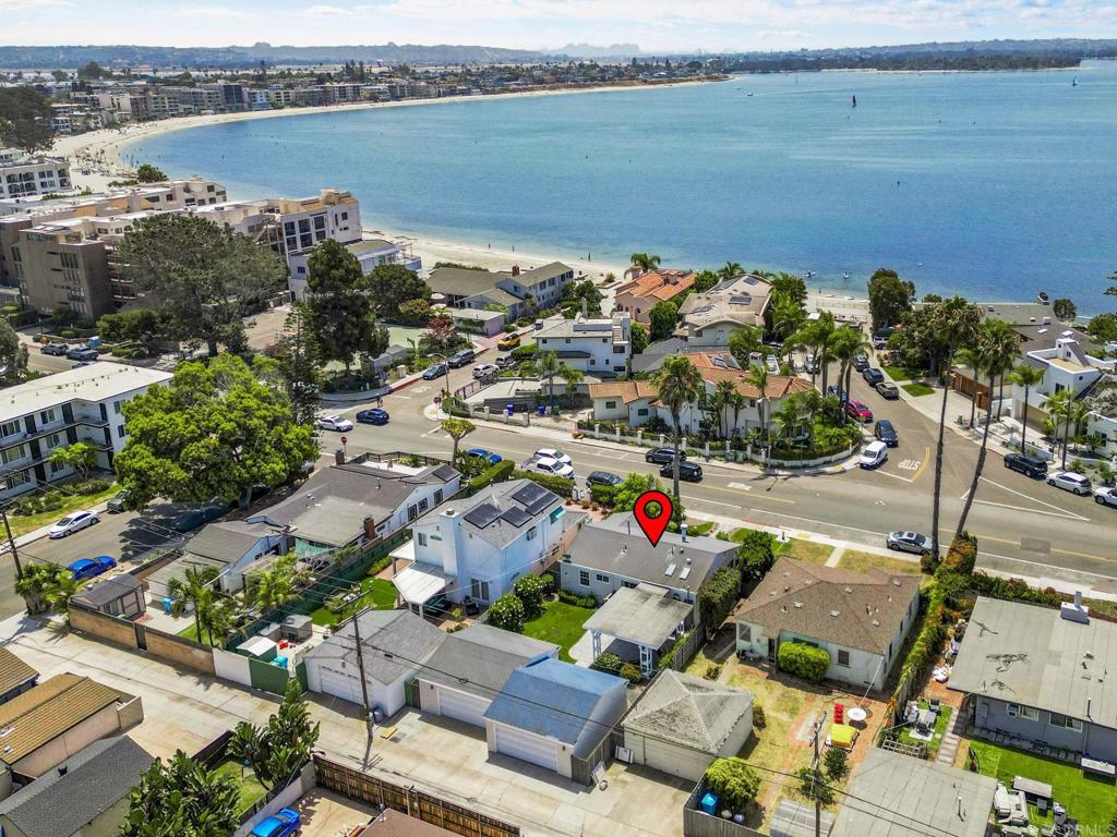 1060 Pacific Beach Drive