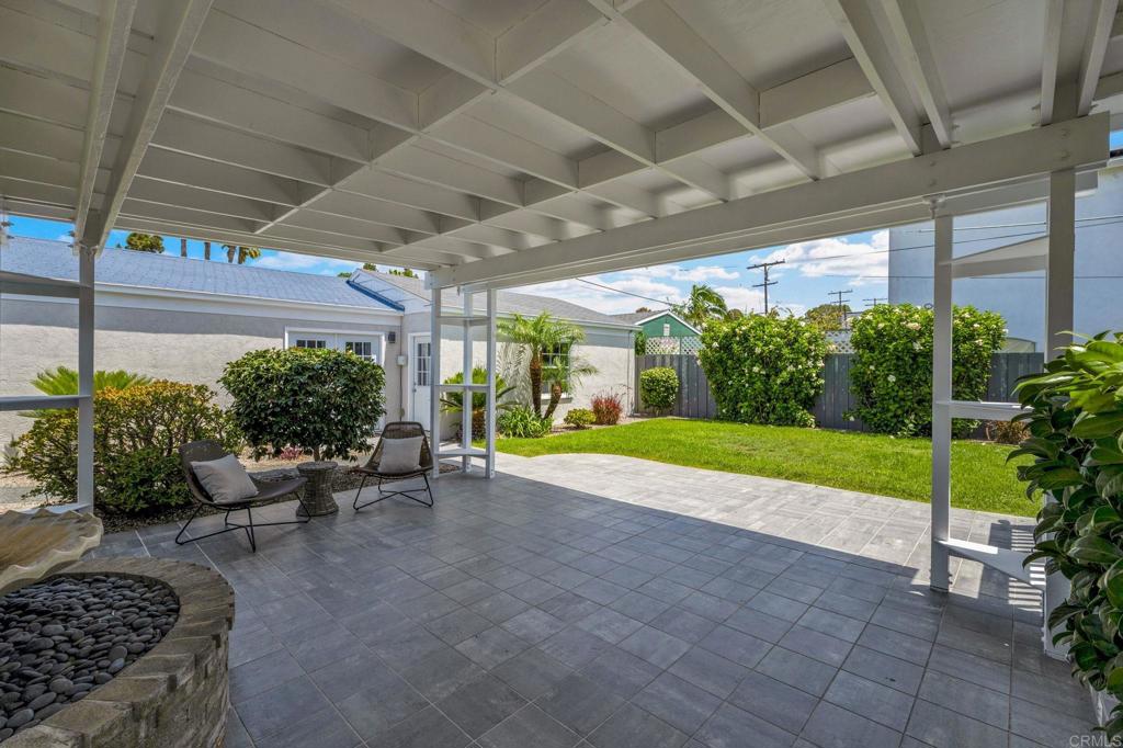 1060 Pacific Beach Drive