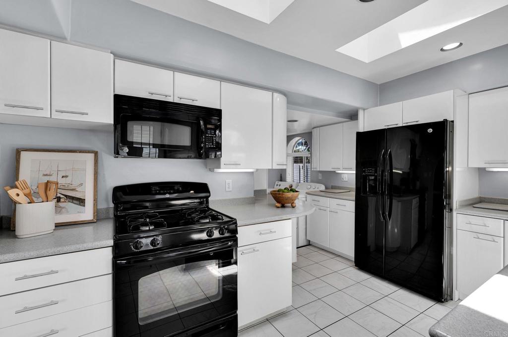 1060 Pacific Beach Drive