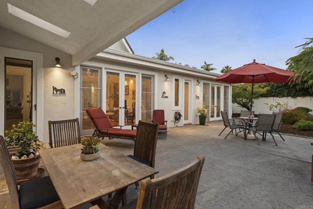 350 Mesa Way