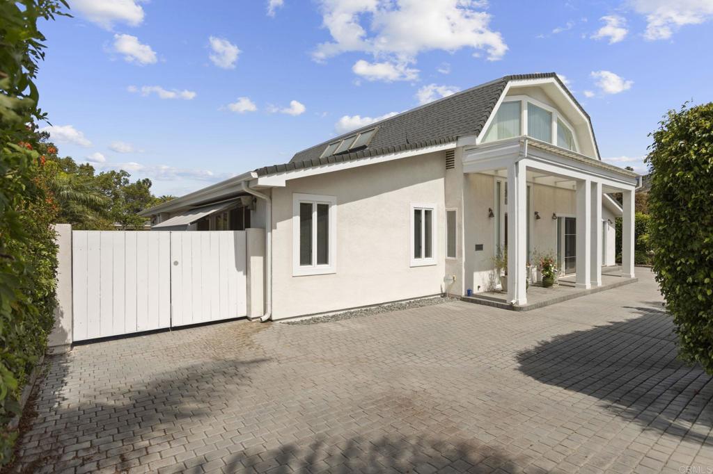 350 Mesa Way