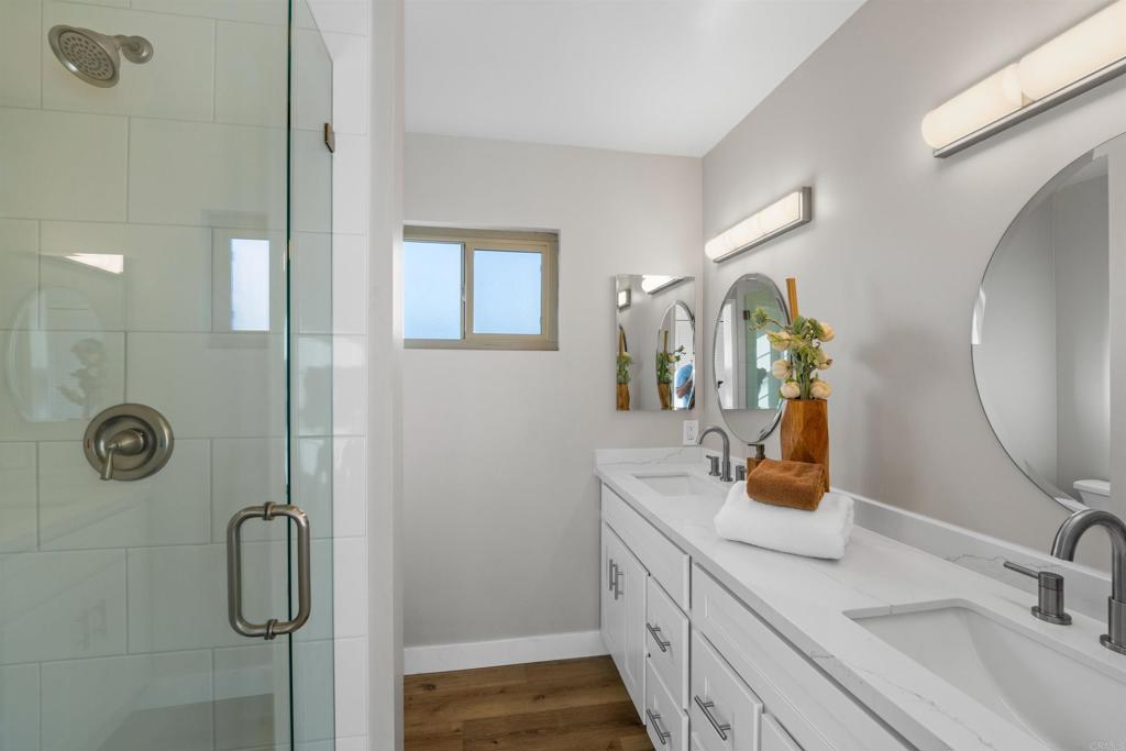 6662 Birchwood Street