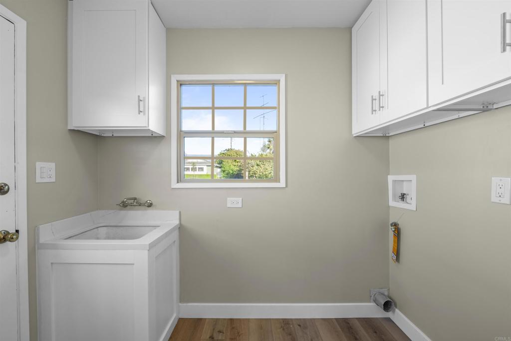 6662 Birchwood Street